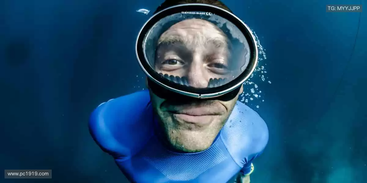 💻实时互动,弹幕与呐喊同频共振!📸